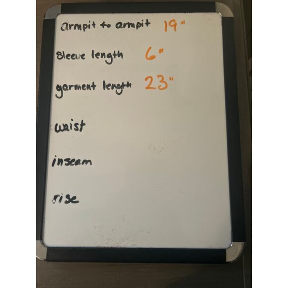 Vintage Lot of 2 Women's T Shirts VanHeusen St. John's Bay Size Medium - Picture 6 of 7